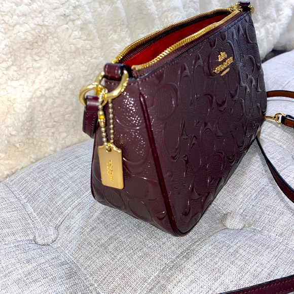 Coach Cross Body - Picture 1 of 8